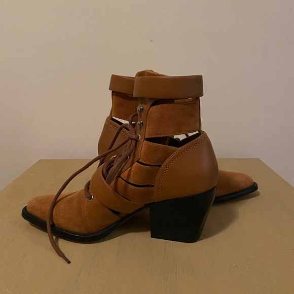 Chloe Reilly boots - Picture 5 of 6